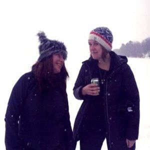 Meet your Poshers, Stacey & Sue